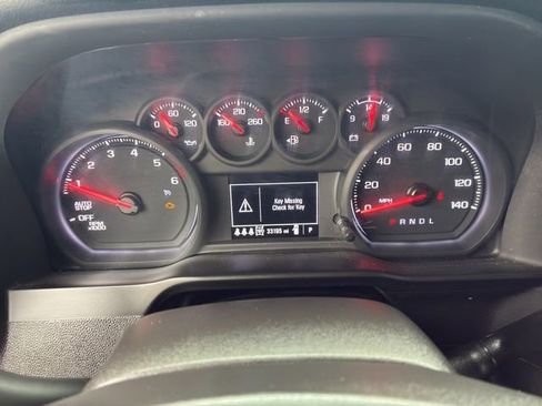 Used 2025 Chevrolet Silverado 1500 Custom Trail Boss AWD/4WD image 19