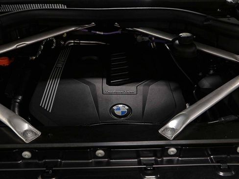 Used 2021 BMW X6 xDrive40i w/ Premium Package 2 image 16