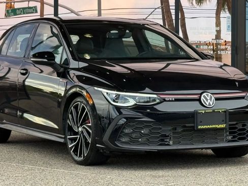 Used 2022 Volkswagen GTI Autobahn image 21