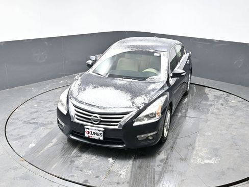 Used 2015 Nissan Altima 2.5 SL w/ Technology Package image 40