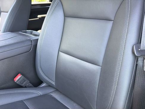 Used 2025 Chevrolet Silverado 2500 LT w/ All Star Edition AWD/4WD image 12