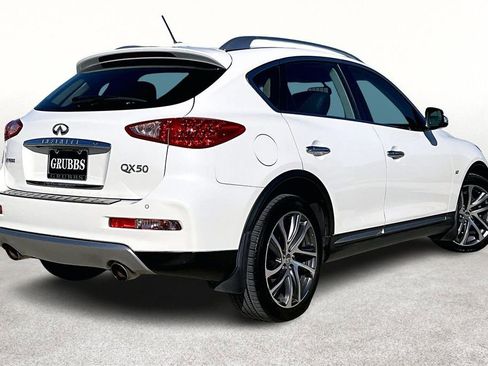 Used 2016 INFINITI QX50 Base w/ Deluxe Touring Package image 2