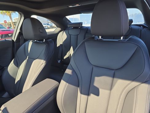 New 2025 BMW 230i Coupe w/ Convenience Package image 15