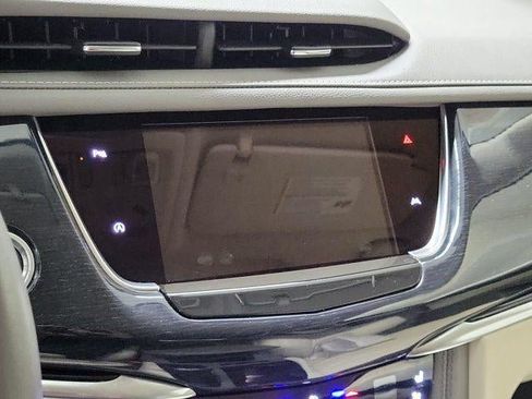 Certified 2024 Cadillac XT6 Premium Luxury FWD image 30