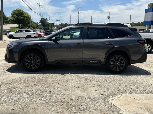 Used 2024 Subaru Outback Onyx Edition XT AWD/4WD image 7