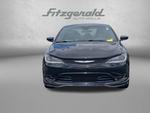Used 2016 Chrysler 200 S w/ Navigation & Sound Group I FWD image 2