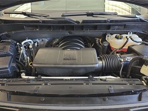 Used 2024 GMC Yukon XL Denali image 34