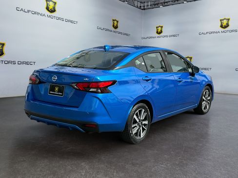 Used 2021 Nissan Versa SV FWD image 5