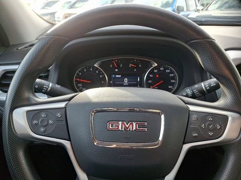 Certified 2023 GMC Acadia SLE w/ Driver Convenience Package image 19