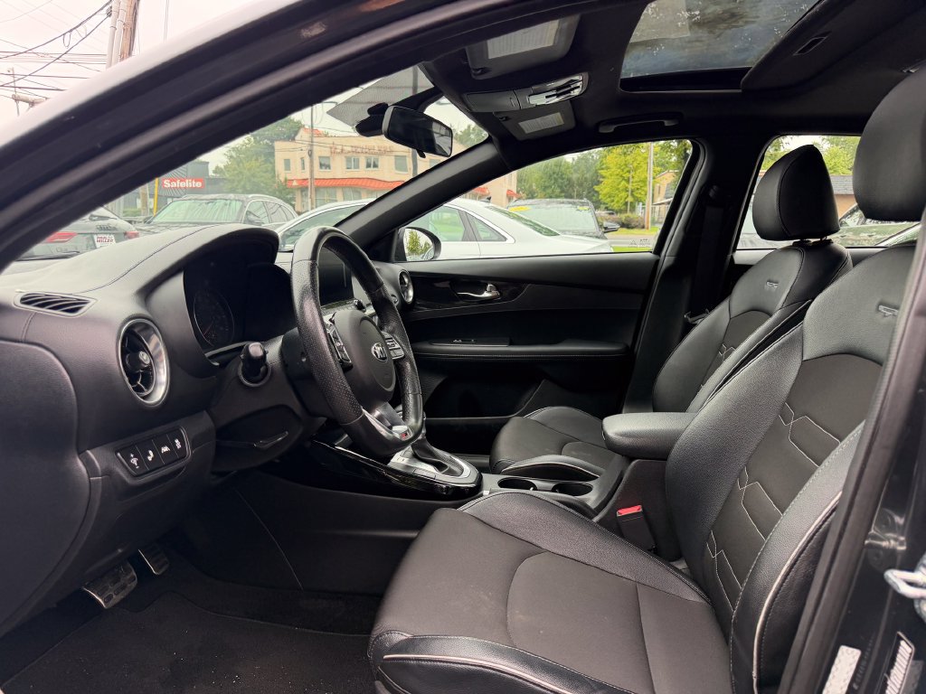 Used 2021 Kia Forte GT-Line w/ GT-Line Premium Package FWD image 15