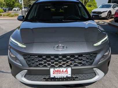 Used 2022 Hyundai Kona SEL w/ Convenience Package