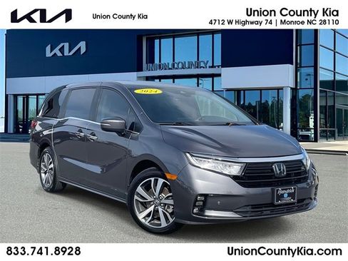 Used 2024 Honda Odyssey Touring image 1