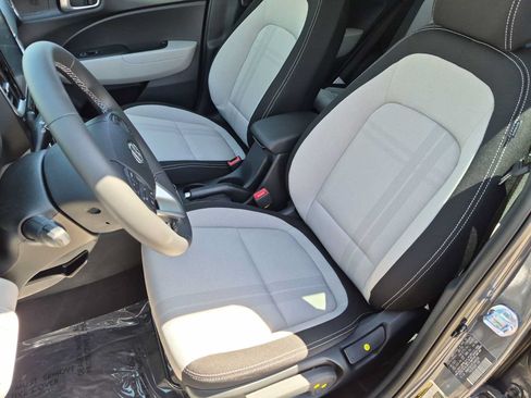 New 2026 Hyundai Venue SEL FWD image 16