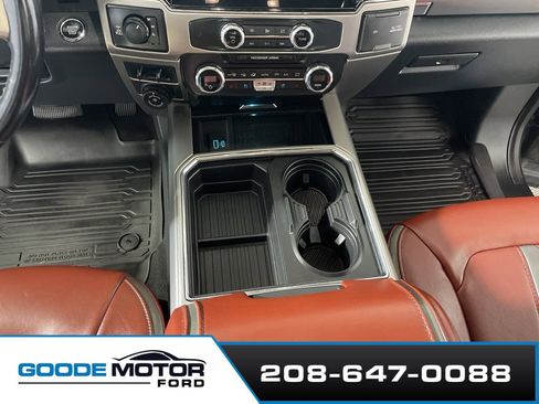 Used 2022 Ford F350 Platinum image 16