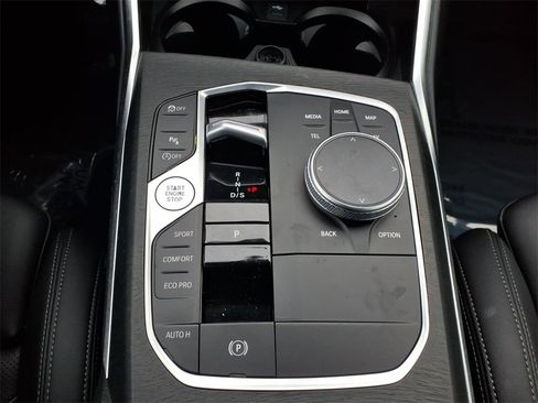 Used 2024 BMW 330i xDrive Sedan w/ Convenience Package image 14