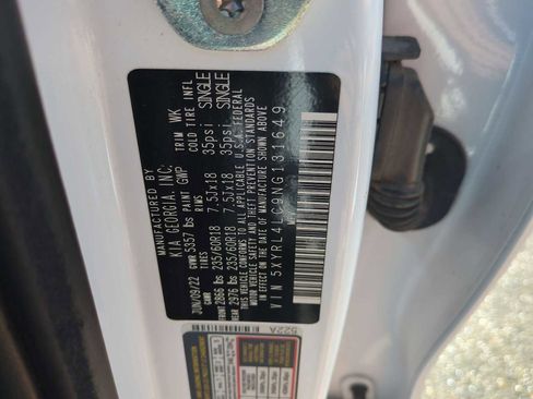 Used 2022 Kia Sorento S image 34