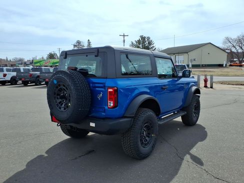 New 2026 Ford Bronco 2-Door image 3
