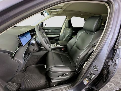 New 2026 Genesis GV70 2.5T Advanced AWD/4WD image 16
