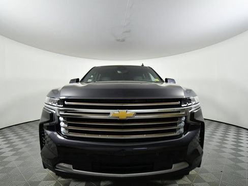 Used 2024 Chevrolet Suburban High Country image 7