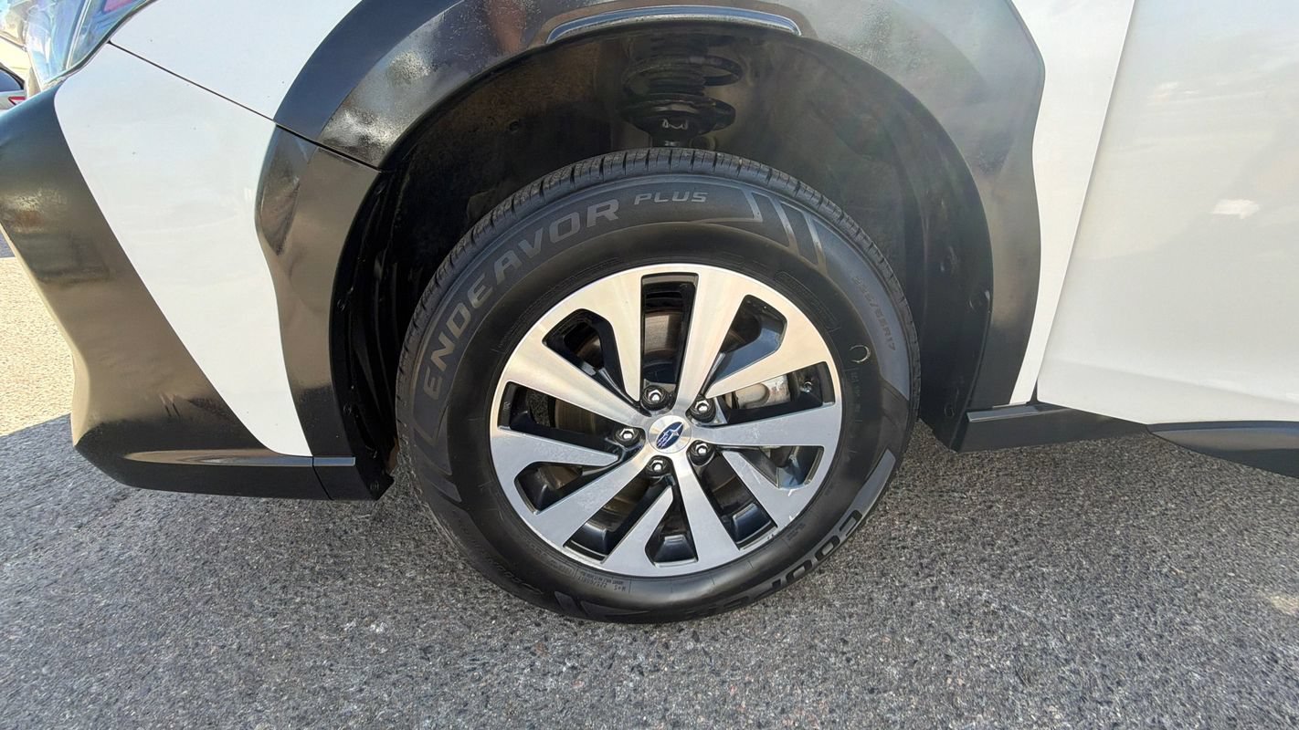 Used 2023 Subaru Outback Premium AWD/4WD image 24