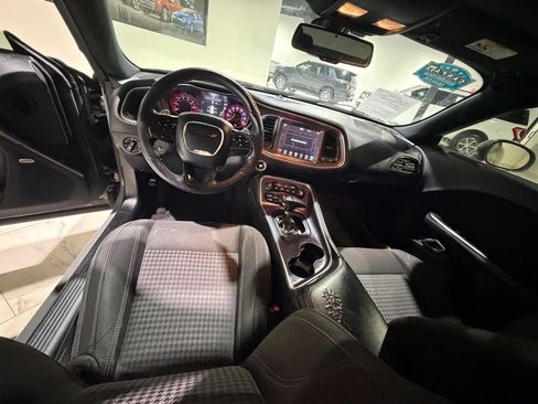 Used 2018 Dodge Challenger SXT w/ Blacktop Package image 20