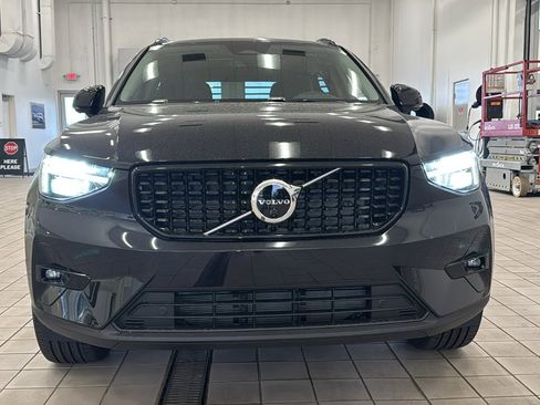 New 2026 Volvo XC40 B5 Plus w/ Climate Package image 10