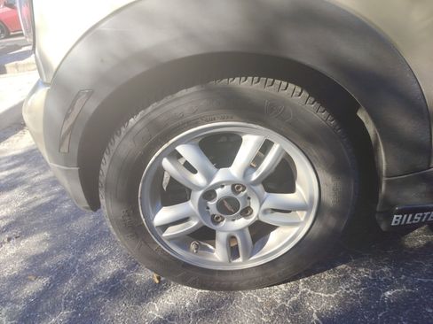 Used 2021 MINI Cooper S w/ Sidewalk Package image 8