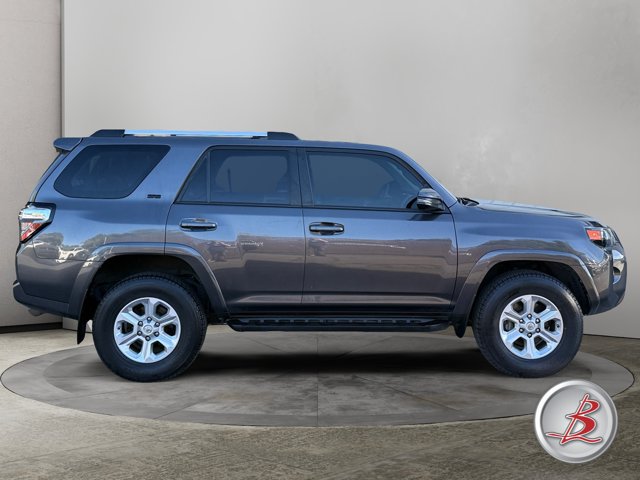 Used 2020 Toyota 4Runner SR5 Premium w/ Moonroof Package AWD/4WD image 8