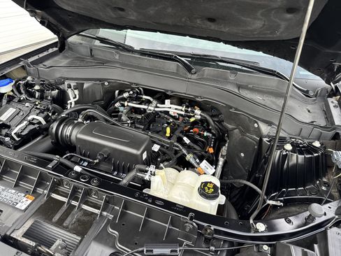 Certified 2022 Ford Explorer XLT w/ Equipment Group 202A image 48