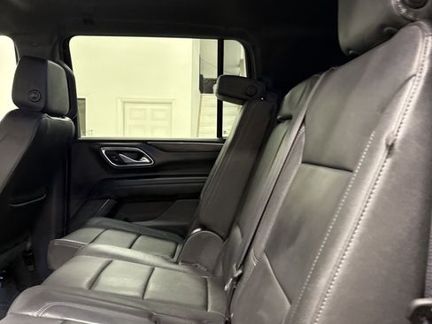 Used 2023 Chevrolet Suburban LT image 11