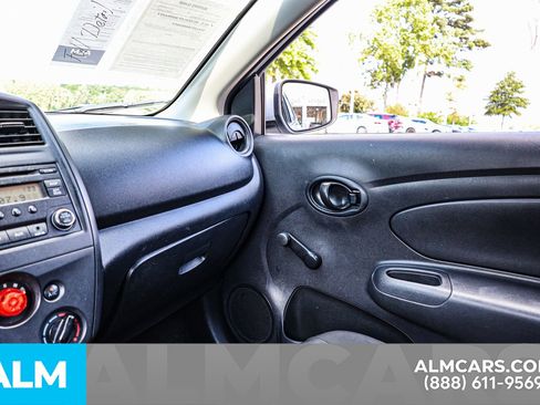 Used 2017 Nissan Versa S Plus image 37