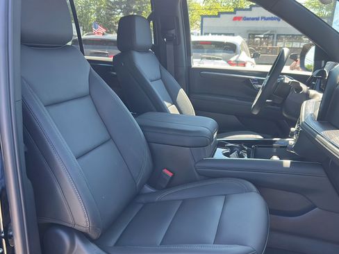 New 2026 Chevrolet Tahoe LT w/ Comfort Package AWD/4WD image 13
