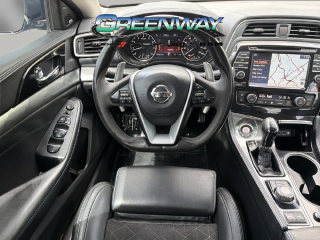 Used 2017 Nissan Maxima SR w/ Midnight Edition FWD image 11