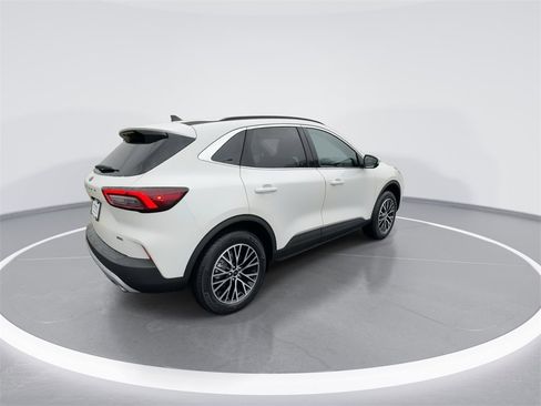 New 2026 Ford Escape SE image 8