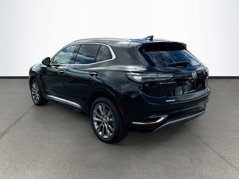 Used 2022 Buick Envision Avenir w/ Technology Package II FWD image 28