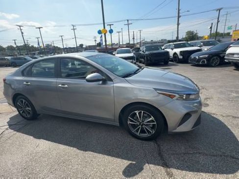 Certified 2023 Kia Forte LXS w/ LXS Technology Package FWD image 10
