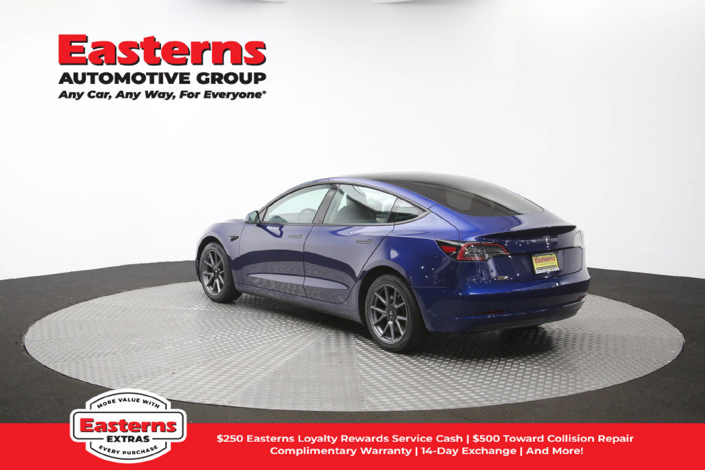 Used 2023 Tesla Model 3 Standard Range RWD image 59