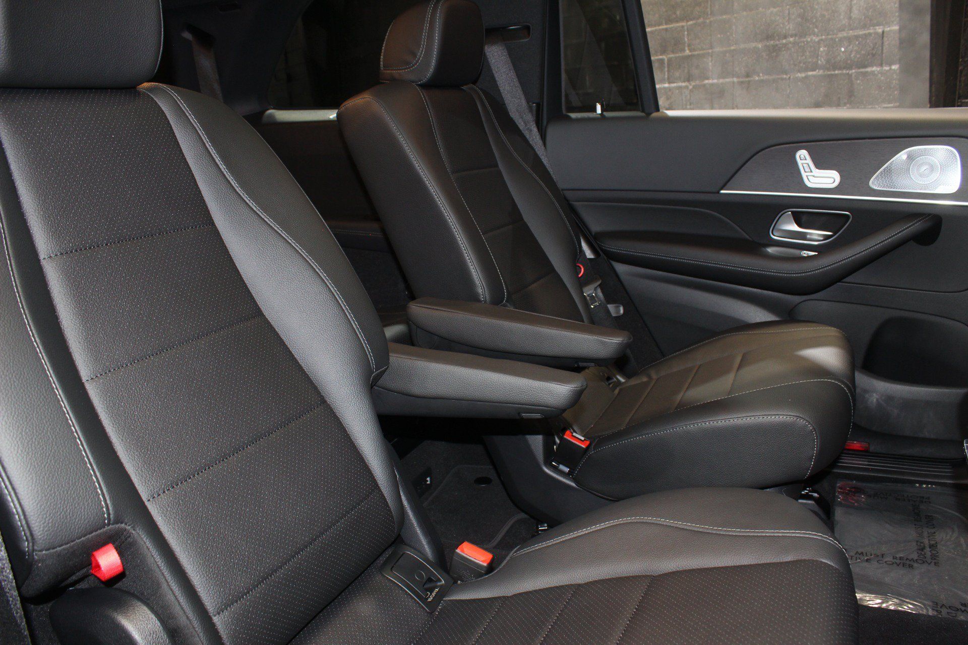 Used 2023 Mercedes-Benz GLS 450 4MATIC image 49