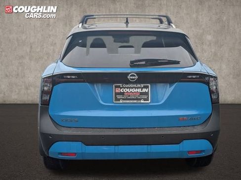 New 2026 Nissan Kicks SR w/ Cold Weather Package AWD/4WD image 7