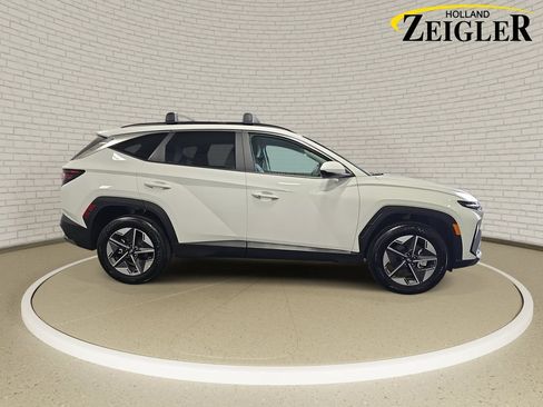Certified 2026 Hyundai Tucson SEL Plus AWD/4WD image 4
