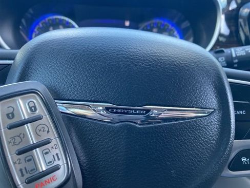 Used 2024 Chrysler Pacifica Limited image 53