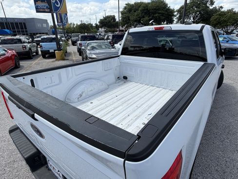 Certified 2023 Ford F150 XL w/ XL Chrome Appearance Package RWD image 7