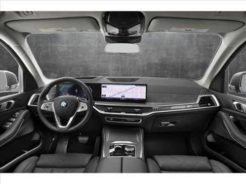 New 2026 BMW X7 xDrive40i w/ M Sport Package image 5