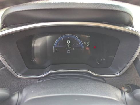 Used 2025 Toyota Corolla Cross XLE image 31