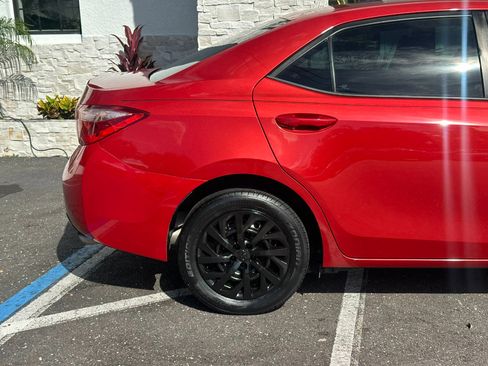 Used 2018 Toyota Corolla LE image 17