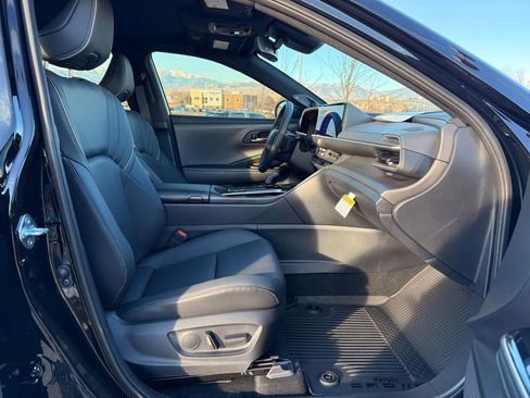 New 2026 Toyota Crown Nightshade image 26