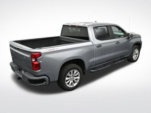 Used 2023 Chevrolet Silverado 1500 Custom w/ LPO, Dark Essentials Package AWD/4WD image 19
