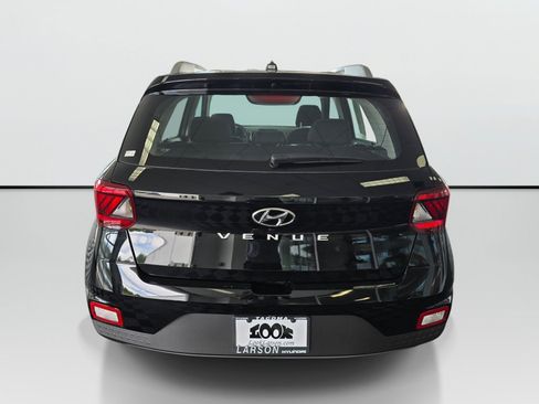New 2026 Hyundai Venue SEL FWD image 4
