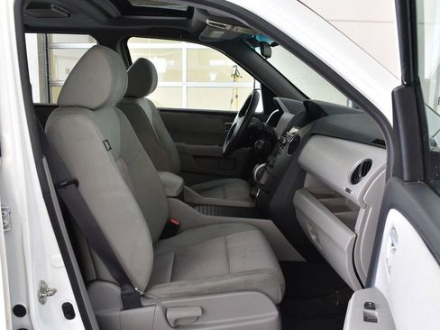 Used 2015 Honda Pilot SE image 30