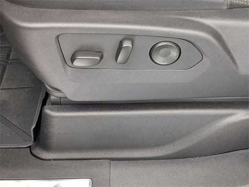 Used 2025 Chevrolet Tahoe High Country w/ Sun And Tow Package image 15